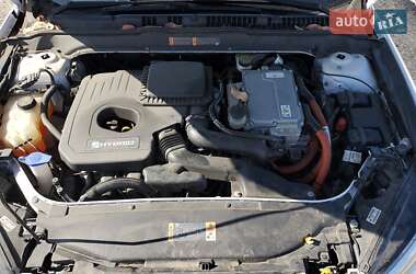 Седан Ford Fusion 2015 в 
