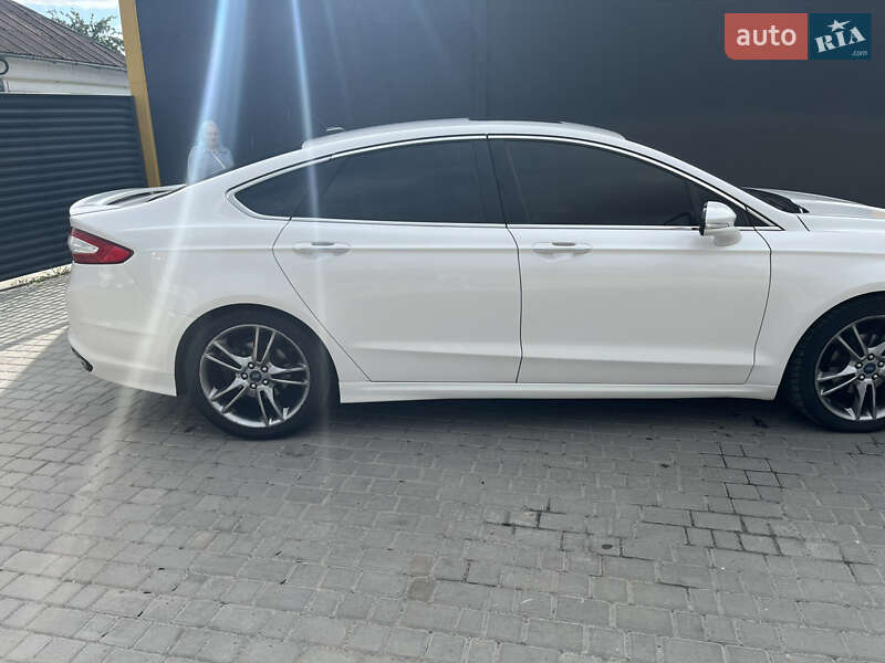 Седан Ford Fusion 2012 в Днепре