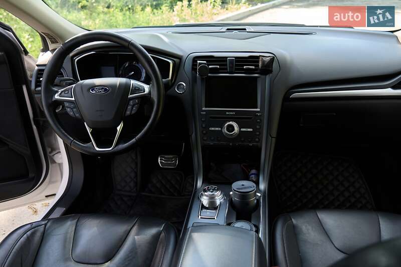 Седан Ford Fusion 2016 в Києві