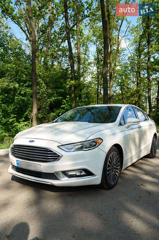 Седан Ford Fusion 2016 в Києві