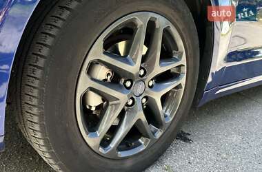 Седан Ford Fusion 2014 в 