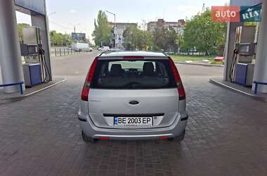 Хетчбек Ford Fusion 2003 в 