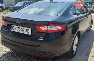 Седан Ford Fusion 2014 в 