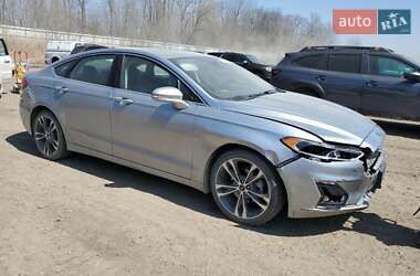 Седан Ford Fusion 2020 в 