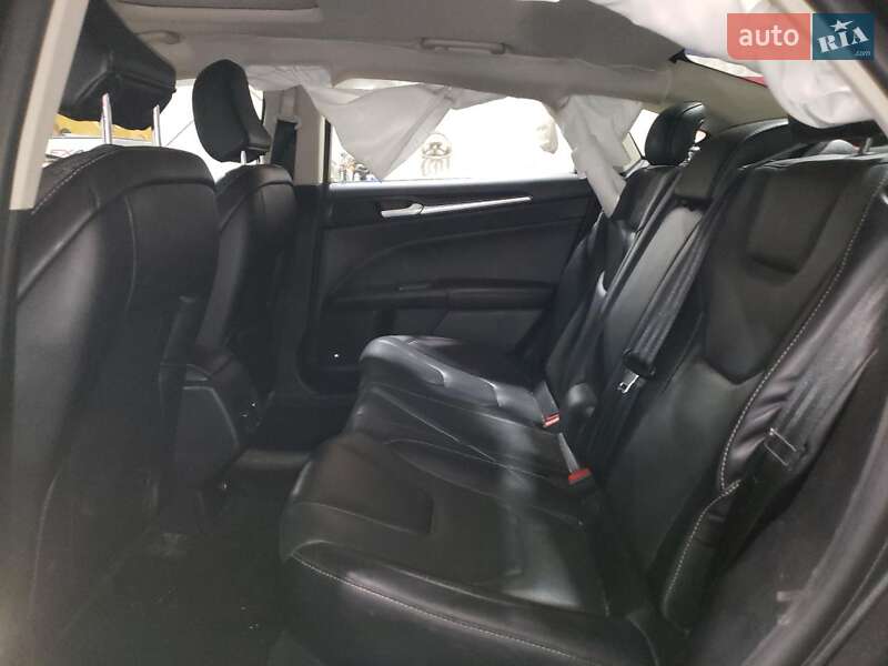 Седан Ford Fusion 2020 в Львові