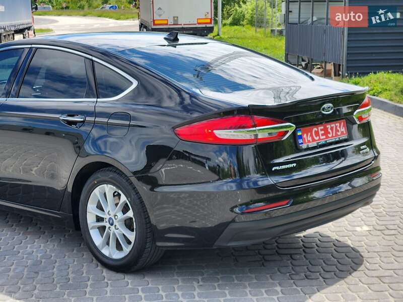Седан Ford Fusion 2018 в Львове фото 9 Седан Ford Fusion 2018 в Львове