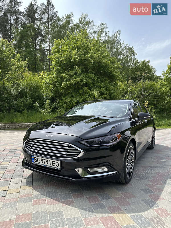 Седан Ford Fusion 2017 в 