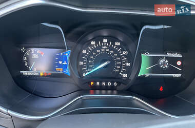 Седан Ford Fusion 2015 в 