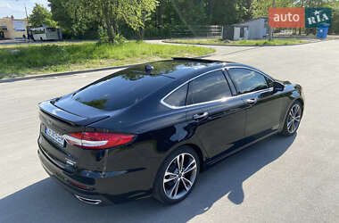 Седан Ford Fusion 2019 в 