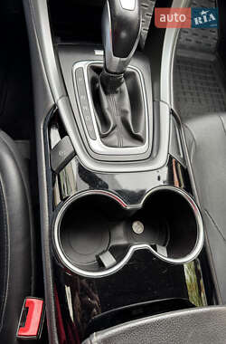 Седан Ford Fusion 2014 в 