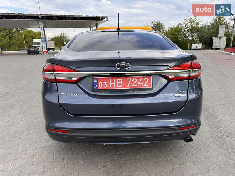 Седан Ford Fusion 2018 в Луцьку