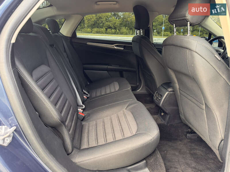 Седан Ford Fusion 2018 в Луцьку