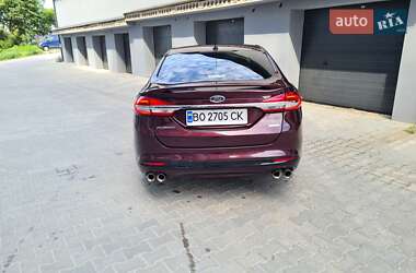 Седан Ford Fusion 2017 в 