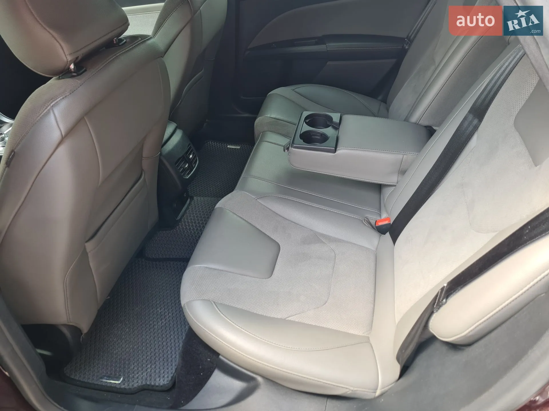 2017 Ford Fusion - мініатюра 23