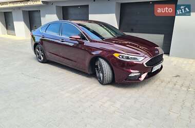 Седан Ford Fusion 2017 в 