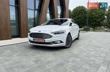 Седан Ford Fusion 2016 в 