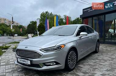 Седан Ford Fusion 2017 в 