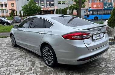 Седан Ford Fusion 2017 в 