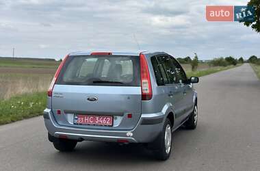 Хэтчбек Ford Fusion 2006 в 