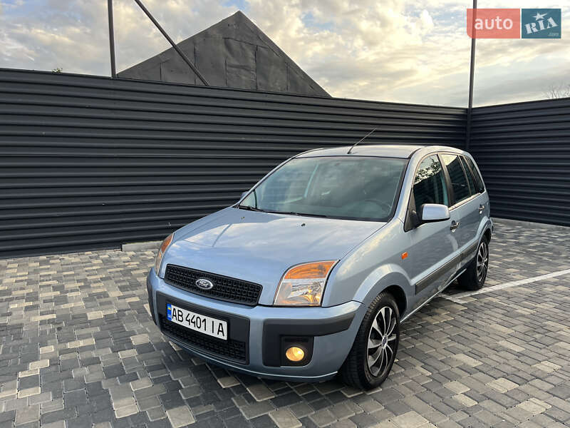 Хэтчбек Ford Fusion 2007 в 
