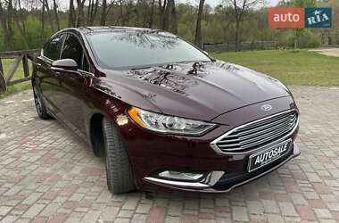 Седан Ford Fusion 2016 в 