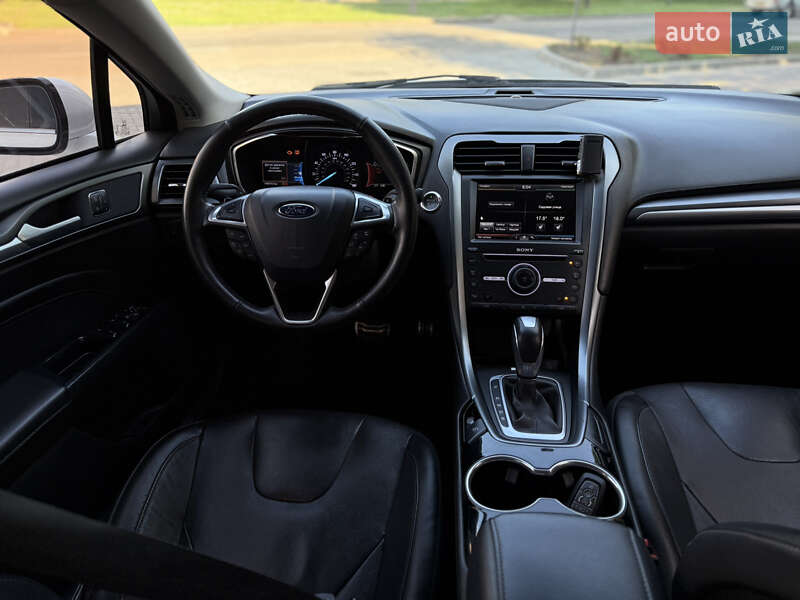 Седан Ford Fusion 2015 в Николаеве