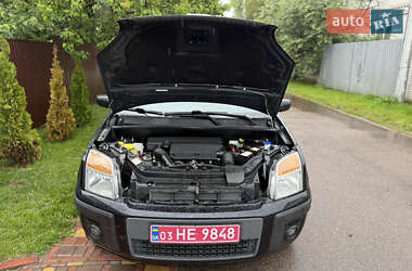 Хэтчбек Ford Fusion 2007 в 