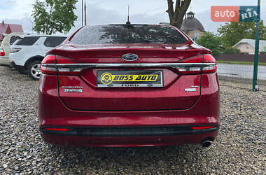 Седан Ford Fusion 2018 в 
