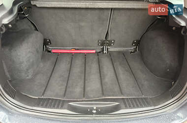 Хэтчбек Ford Fusion 2010 в 