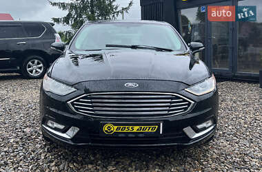 Седан Ford Fusion 2015 в 