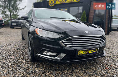 Седан Ford Fusion 2015 в 