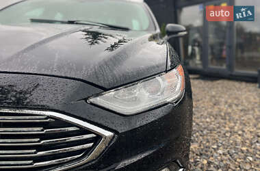Седан Ford Fusion 2015 в 