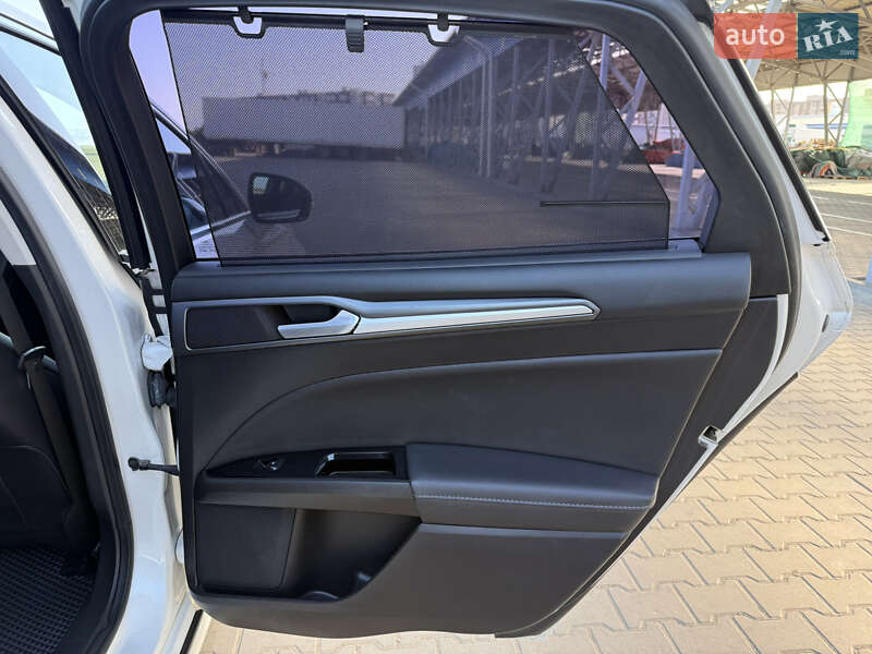 Седан Ford Fusion 2015 в Одессе
