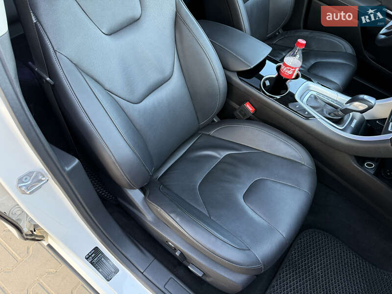 Седан Ford Fusion 2015 в Одессе