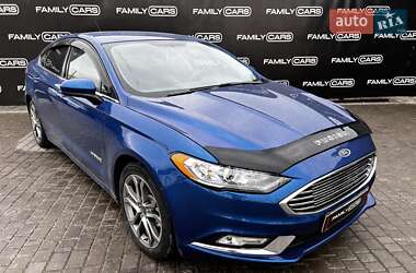 Седан Ford Fusion 2017 в 