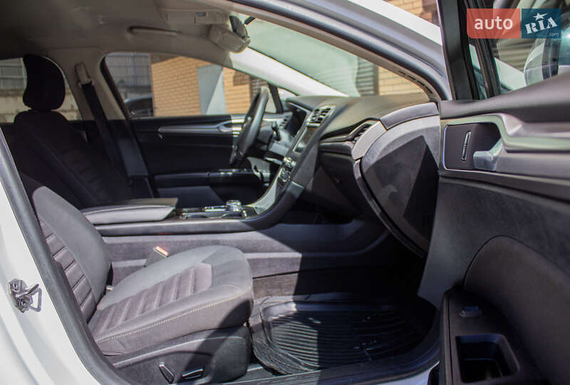 Седан Ford Fusion 2017 в Черкассах