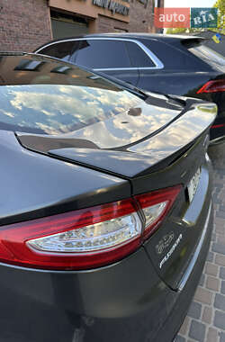 Седан Ford Fusion 2015 в 
