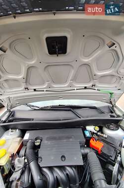 Хэтчбек Ford Fusion 2008 в 