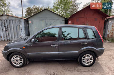 Хетчбек Ford Fusion 2008 в 