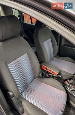 Хетчбек Ford Fusion 2008 в 