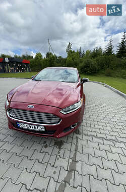 Седан Ford Fusion 2013 в 