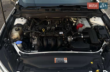 Седан Ford Fusion 2014 в 