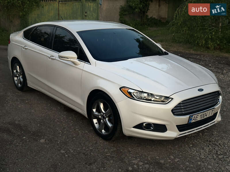 Седан Ford Fusion 2014 в Дніпрі