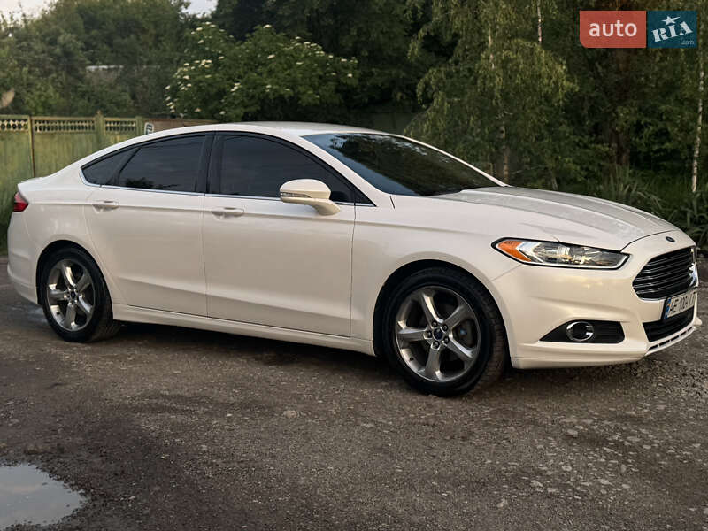 Седан Ford Fusion 2014 в Дніпрі