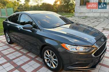 Седан Ford Fusion 2016 в Горішніх Плавнях