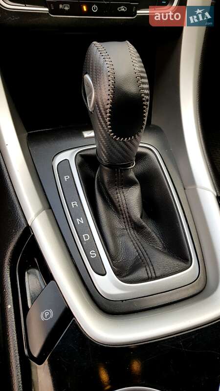 Седан Ford Fusion 2015 в Ровно фото 11 Седан Ford Fusion 2015 в Ровно