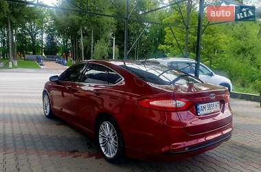 Седан Ford Fusion 2012 в 