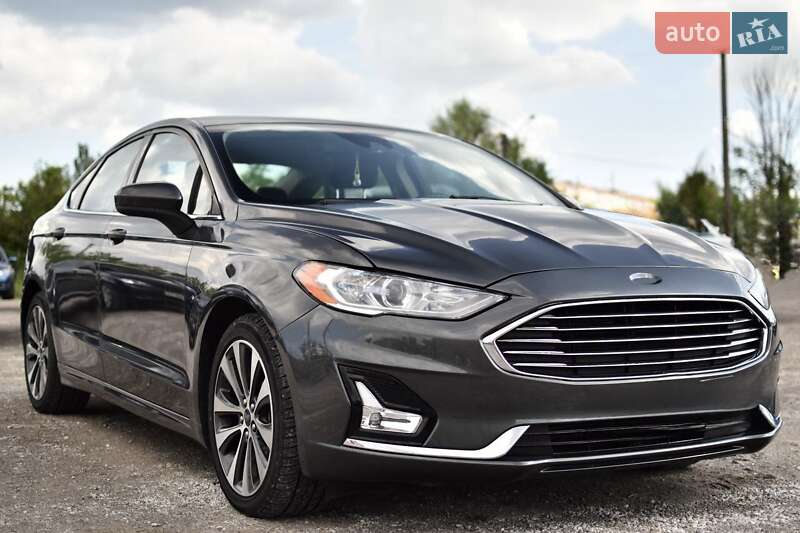Ford Fusion 2019