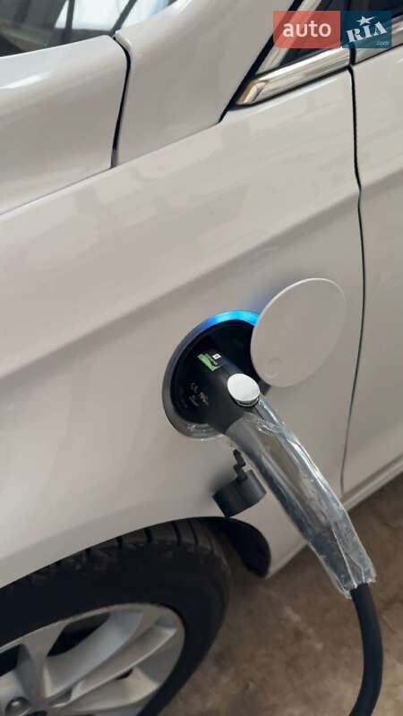Седан Ford Fusion 2020 в 