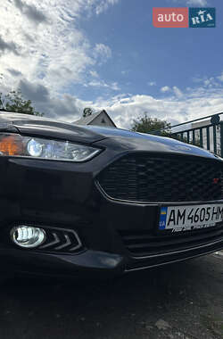 Седан Ford Fusion 2014 в 